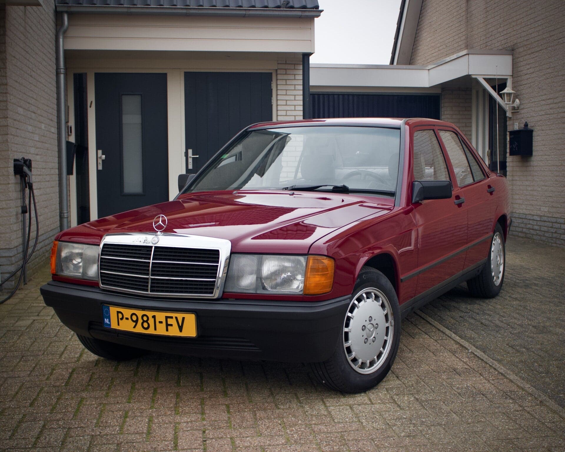 1985 Mercedes-Benz W201 190E